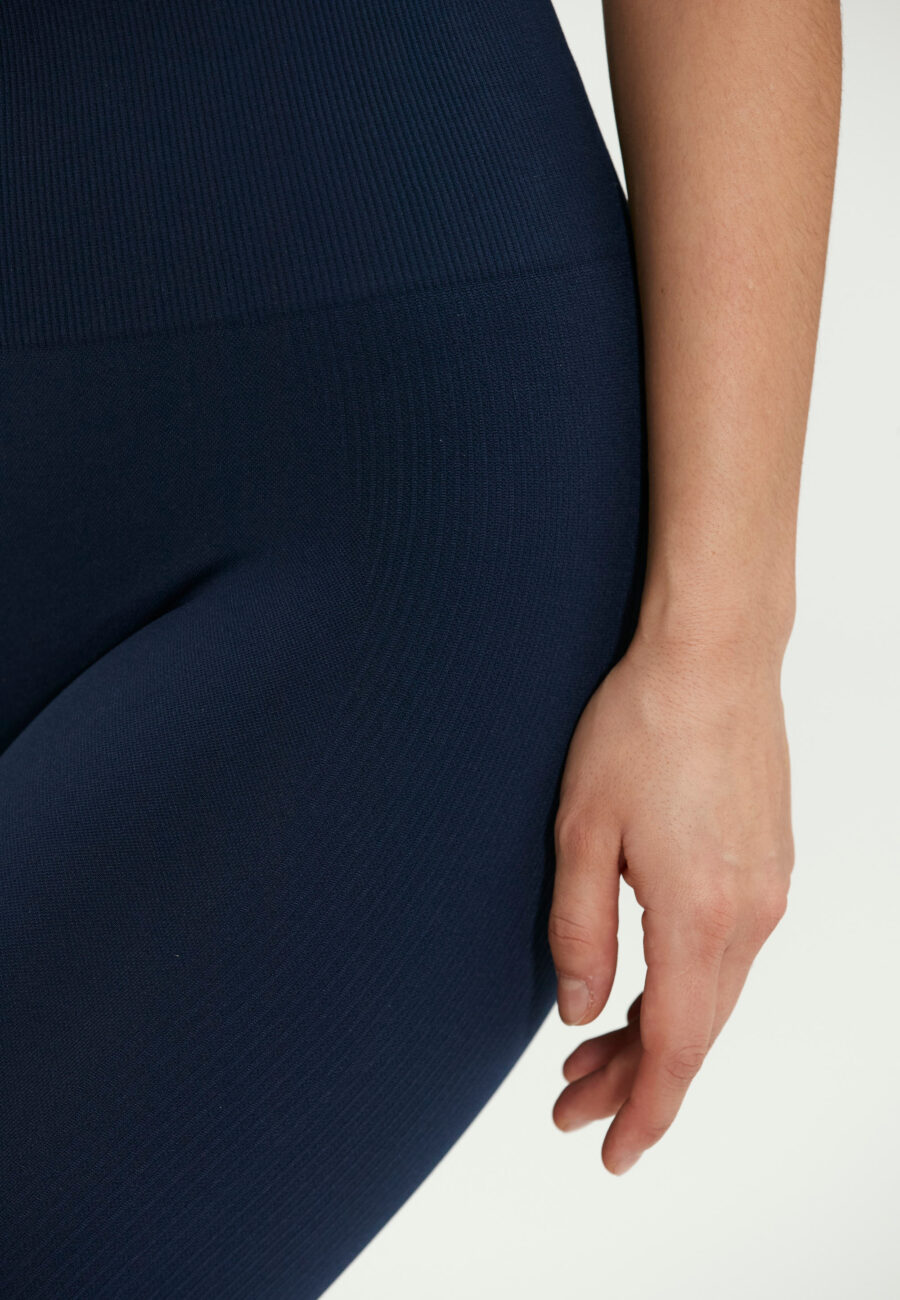 Athlecia Balance Seamless Tights, Dark Sapphire - Bild 5